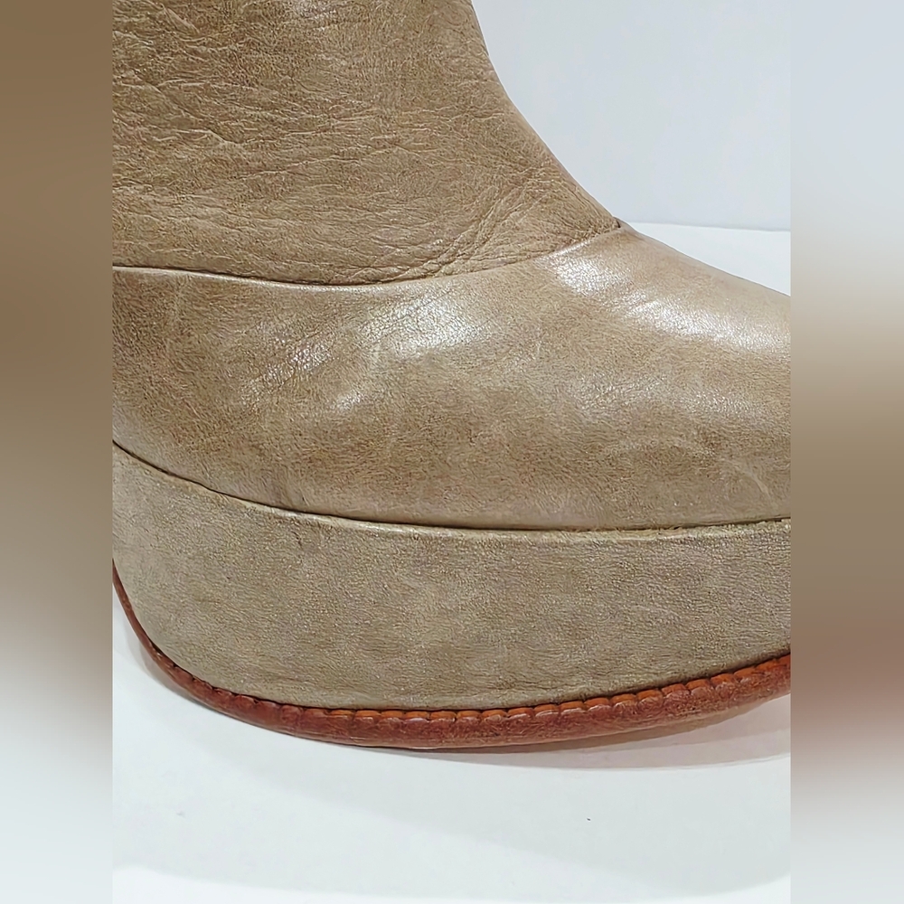 Dolce Vita TAN Leather Boot Knee High Tall Heel Silver Zipper Stiletto 9 M New - Picture 13 of 16